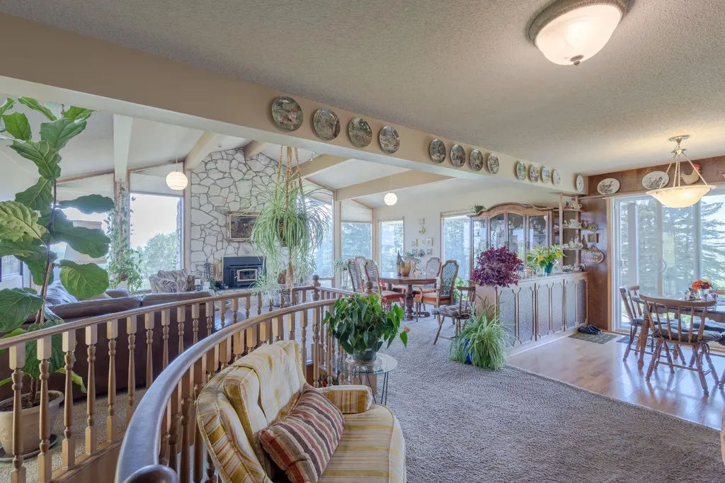 14 Nagway Court Rural Rocky View County AB T3R1A1