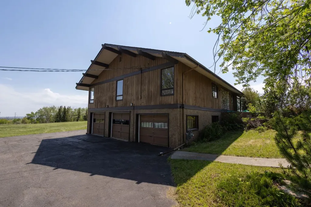 14 Nagway Court Rural Rocky View County AB T3R1A1