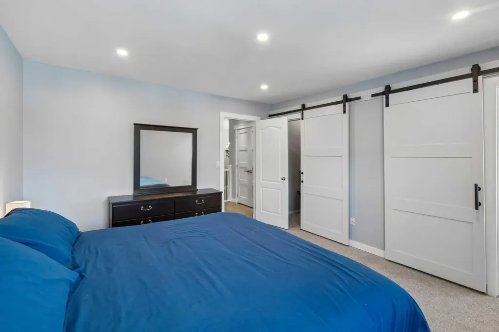 105 Royal Birch Crescent NW Calgary AB T3G 5N8
