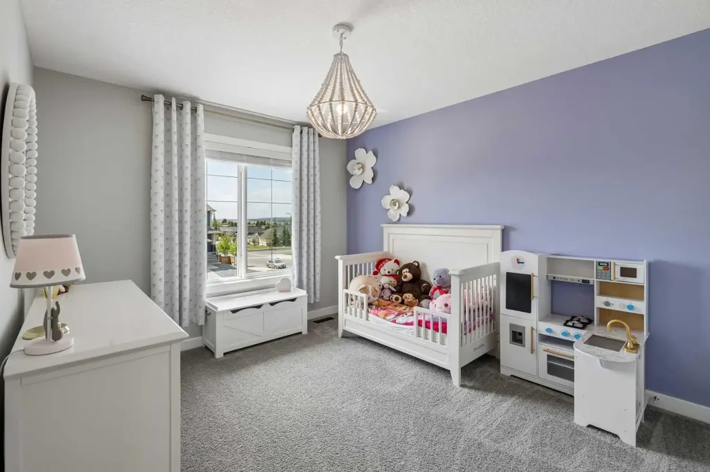 4 Highwood Drive Okotoks AB T1S5S3