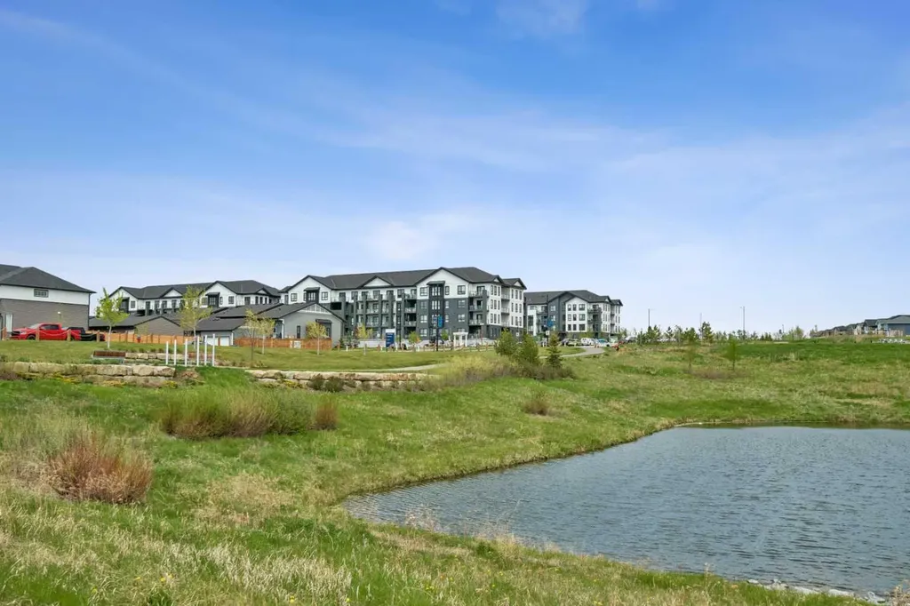 4 Highwood Drive Okotoks AB T1S5S3