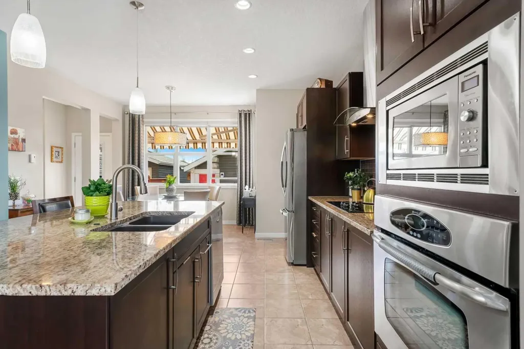 6 Chaparral Valley Square SE Calgary AB T2X 0P7