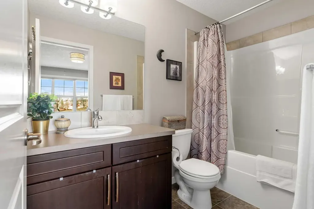 6 Chaparral Valley Square SE Calgary AB T2X 0P7