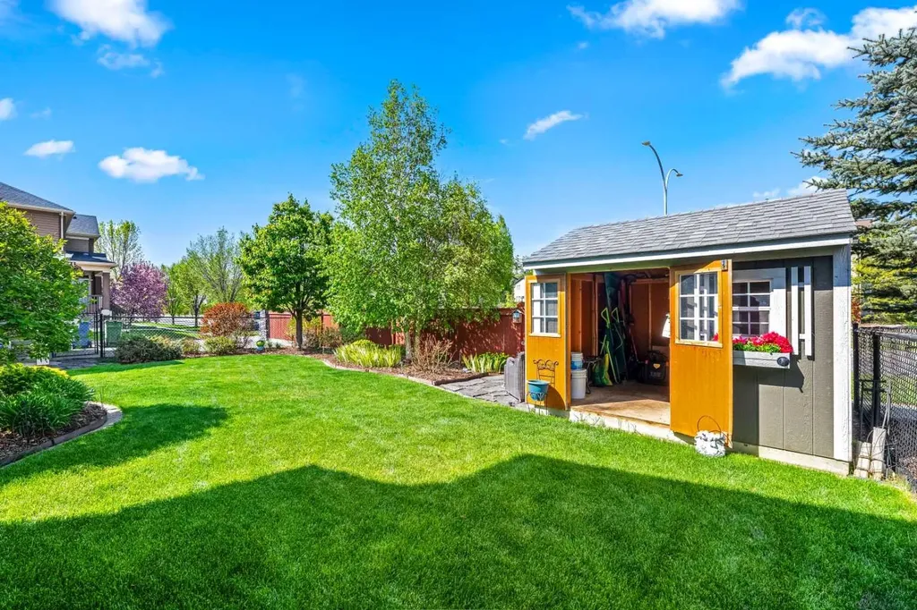 6 Chaparral Valley Square SE Calgary AB T2X 0P7