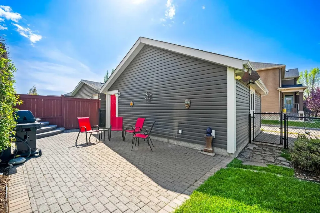 6 Chaparral Valley Square SE Calgary AB T2X 0P7