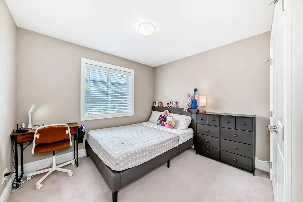 75 Silverado Bank Gardens SW Calgary AB T2X 0K9