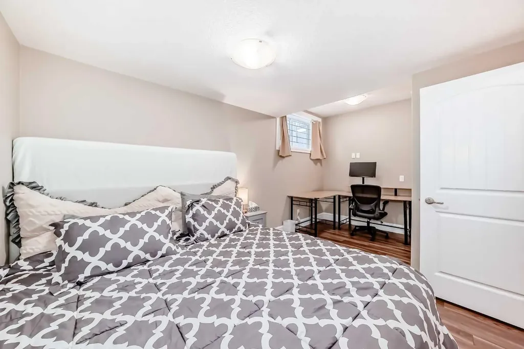 75 Silverado Bank Gardens SW Calgary AB T2X 0K9