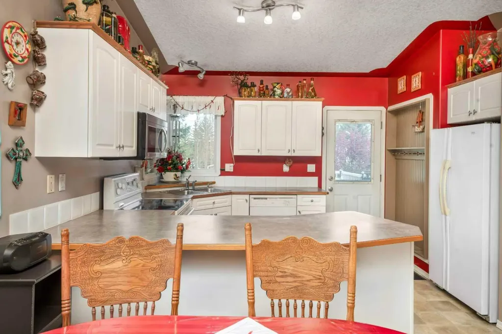 45 Durand Crescent Red Deer AB T4R 3A7