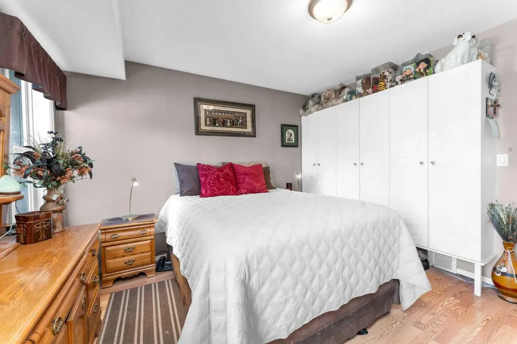 45 Durand Crescent Red Deer AB T4R 3A7