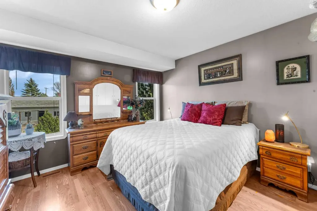 45 Durand Crescent Red Deer AB T4R 3A7