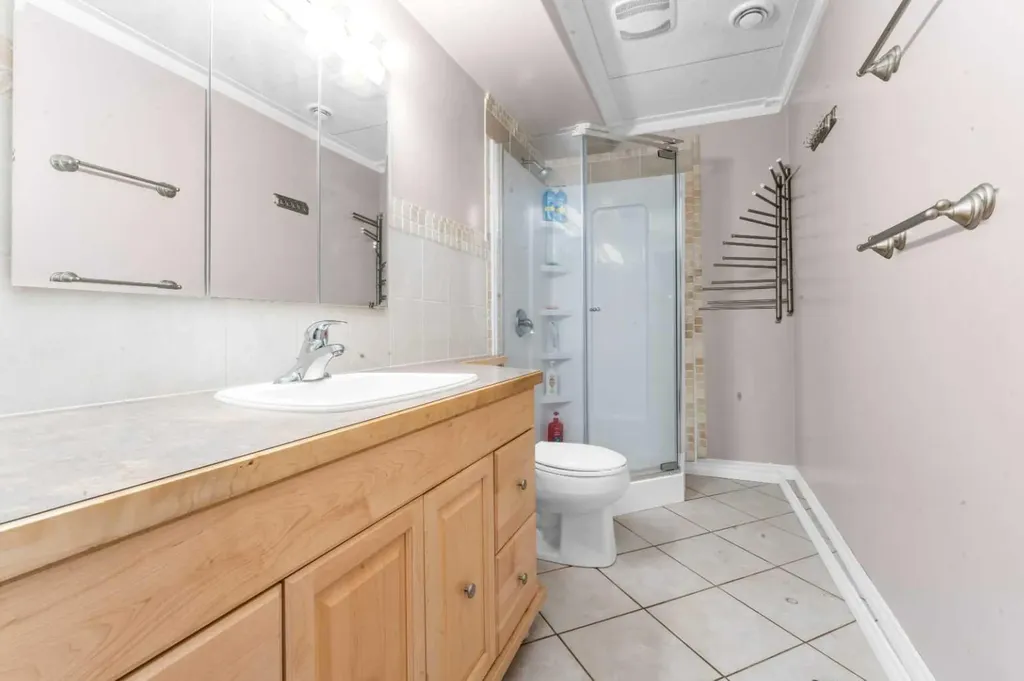 45 Durand Crescent Red Deer AB T4R 3A7
