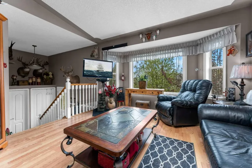 45 Durand Crescent Red Deer AB T4R 3A7