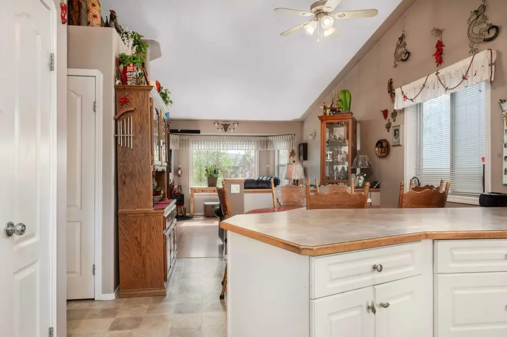 45 Durand Crescent Red Deer AB T4R 3A7