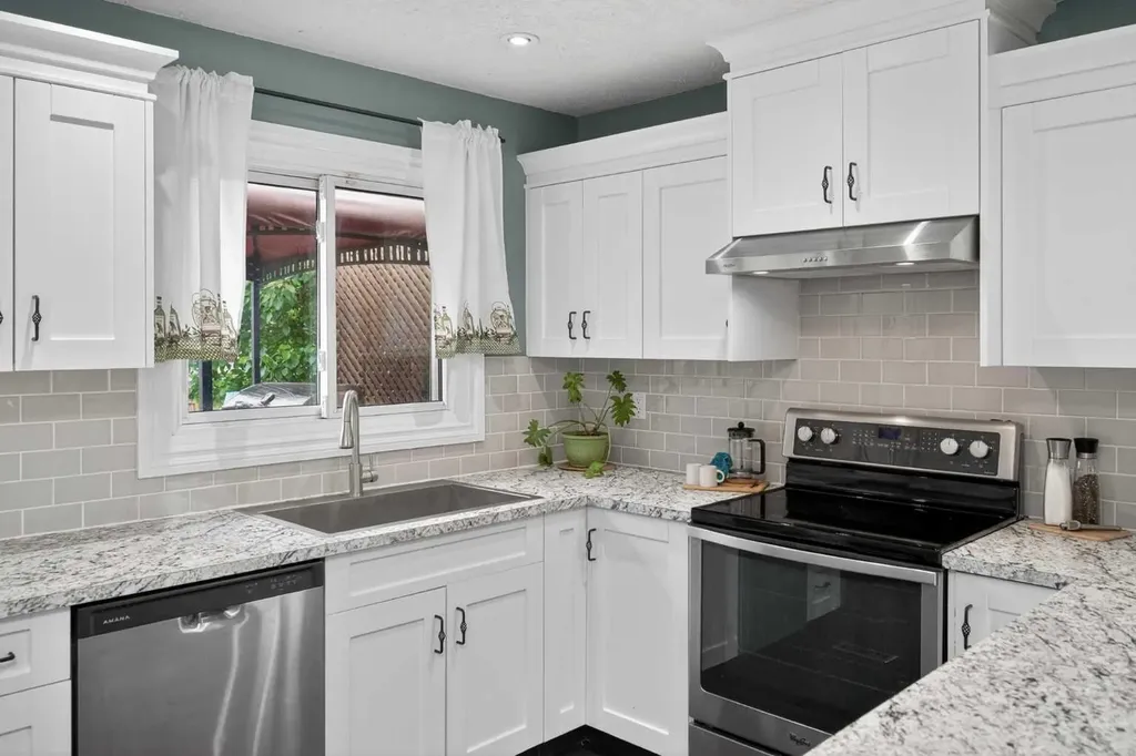 76 Marquis Place SE Airdrie AB T4A 1Z1