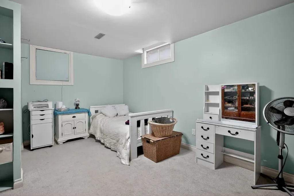 76 Marquis Place SE Airdrie AB T4A 1Z1