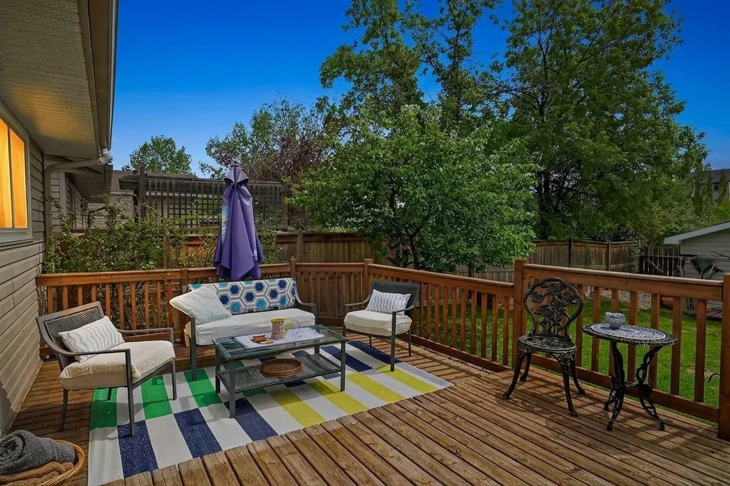 76 Marquis Place SE Airdrie AB T4A 1Z1