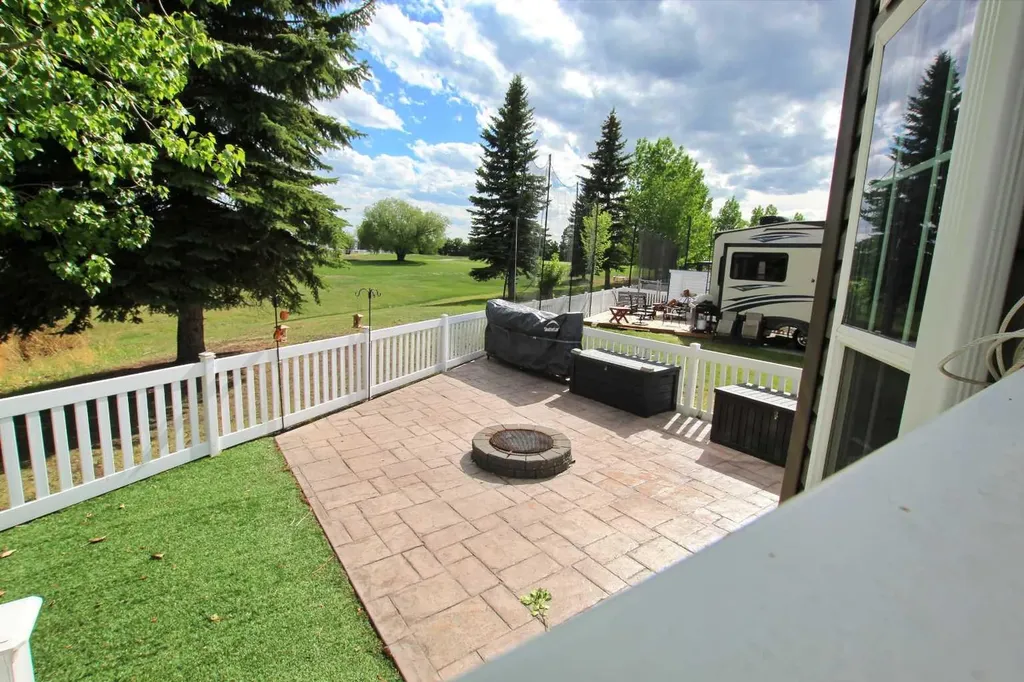 35468 Range Road 30 Rural Red Deer County AB T4G 0M3