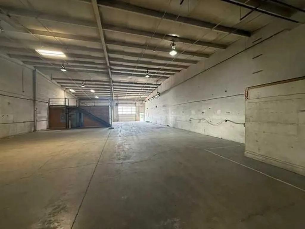 8319 Chiles Industrial Avenue Red Deer AB T4P 2V5
