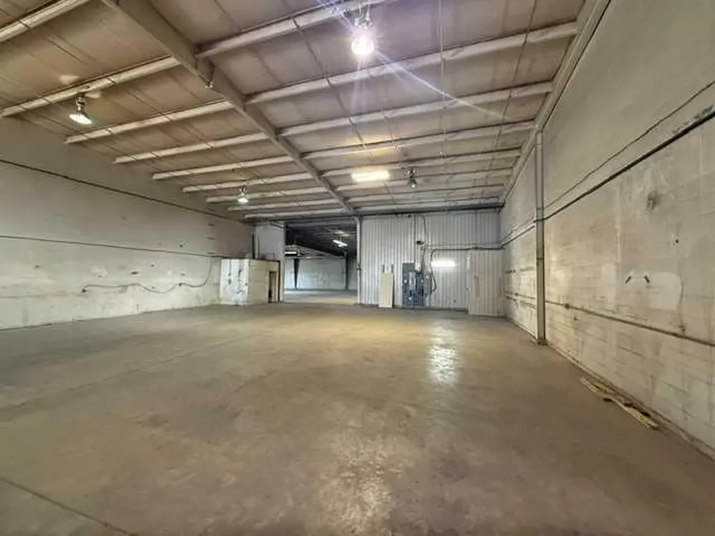 8319 Chiles Industrial Avenue Red Deer AB T4P 2V5