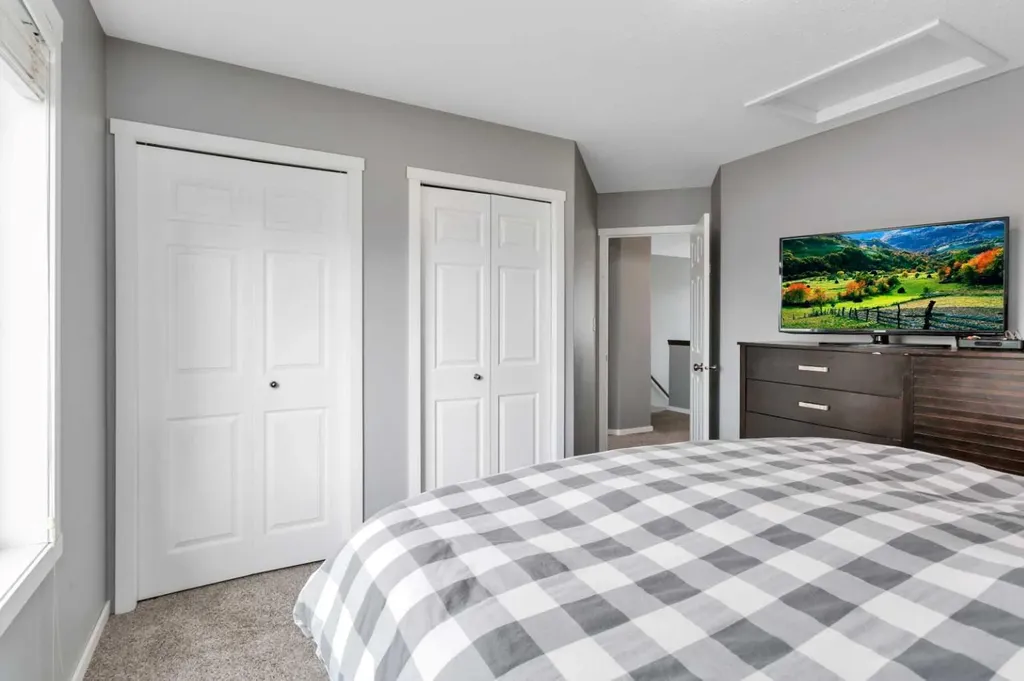 182 Kidd Close Red Deer AB T4P 3X6