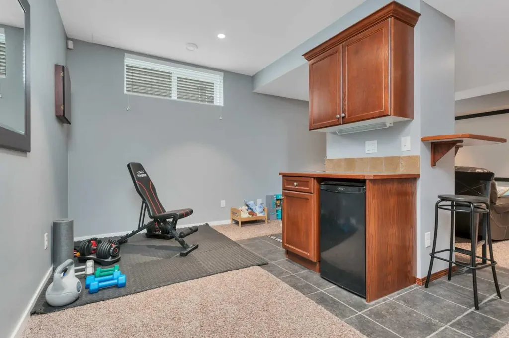 182 Kidd Close Red Deer AB T4P 3X6