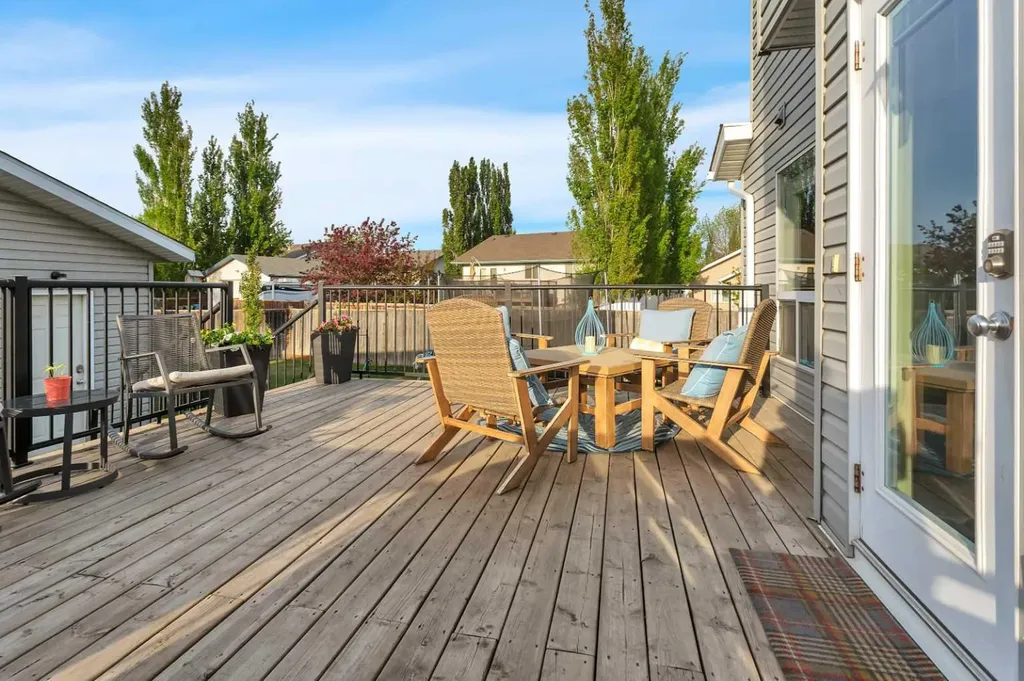 182 Kidd Close Red Deer AB T4P 3X6