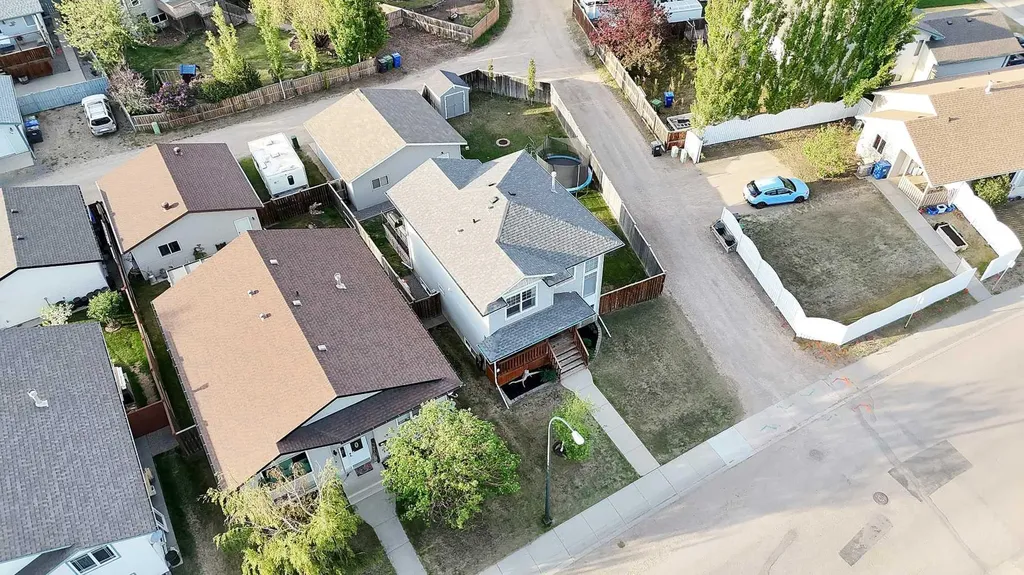 182 Kidd Close Red Deer AB T4P 3X6