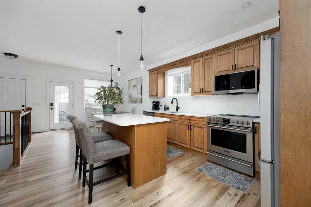 331 Falcon Drive Fort Mcmurray AB T9K0S2