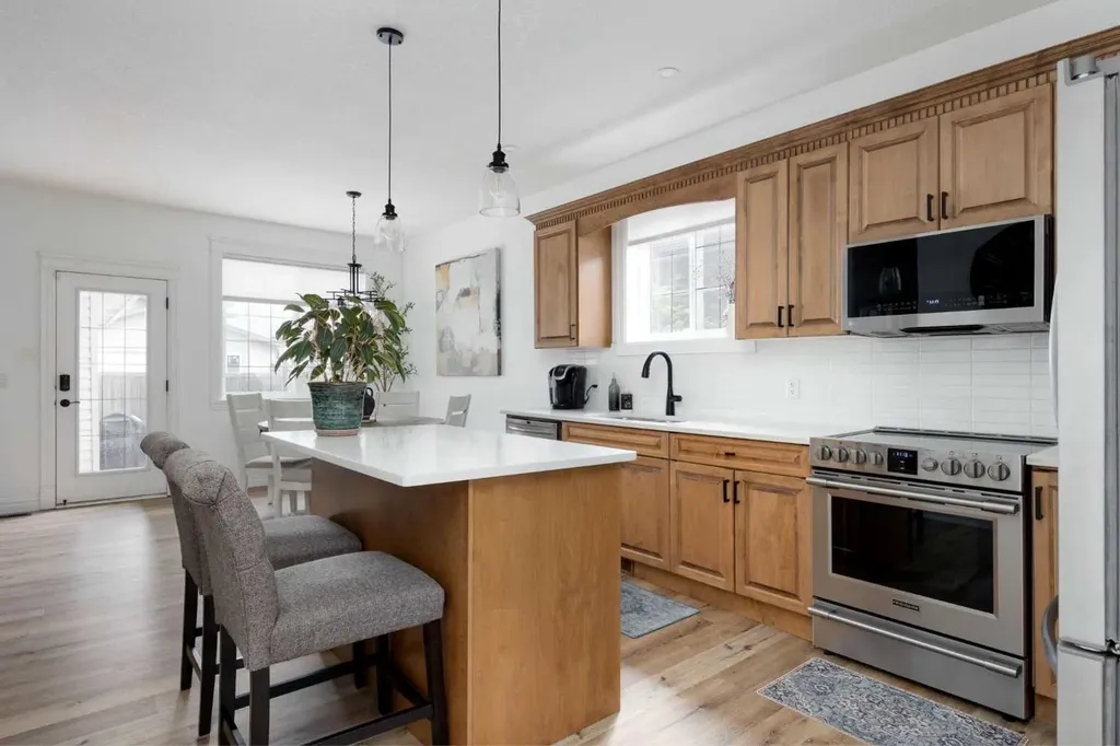 331 Falcon Drive Fort Mcmurray AB T9K0S2