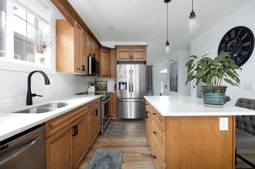 331 Falcon Drive Fort Mcmurray AB T9K0S2