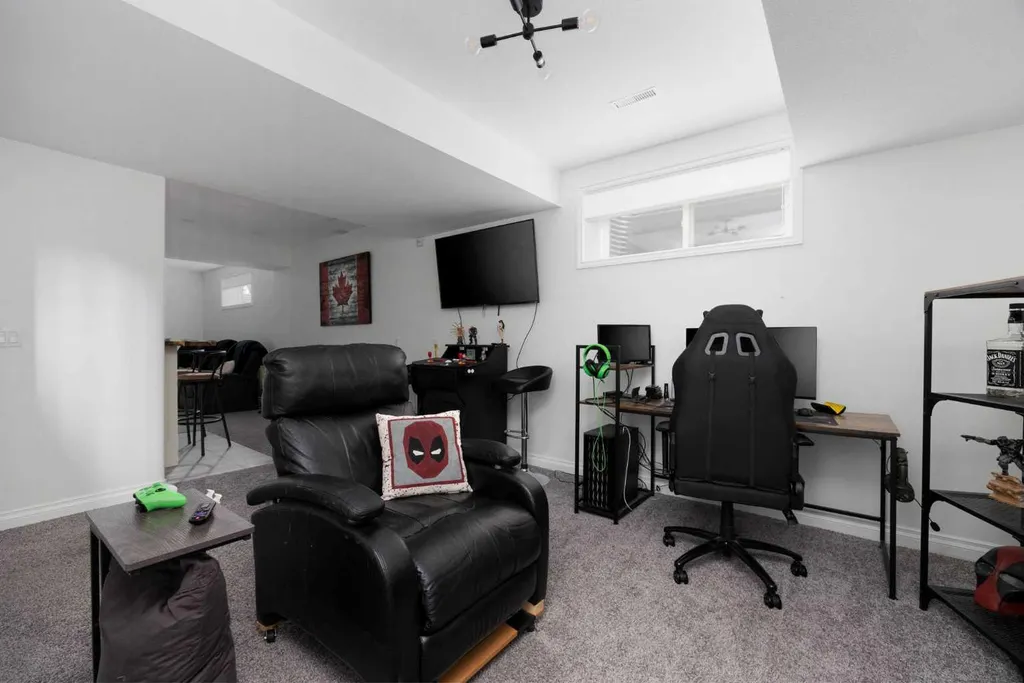 331 Falcon Drive Fort Mcmurray AB T9K0S2