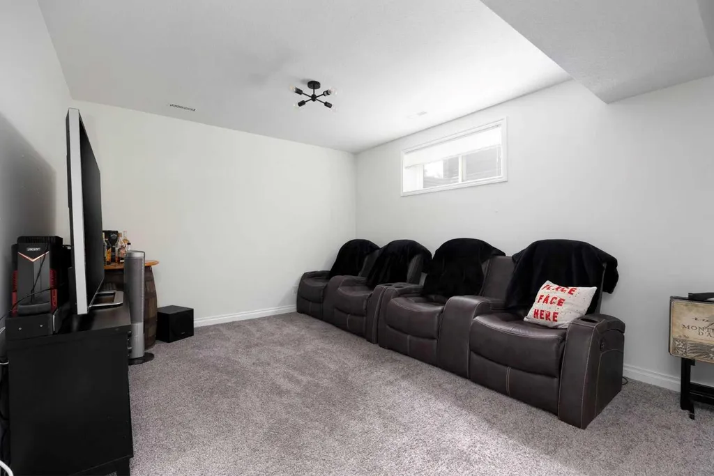 331 Falcon Drive Fort Mcmurray AB T9K0S2