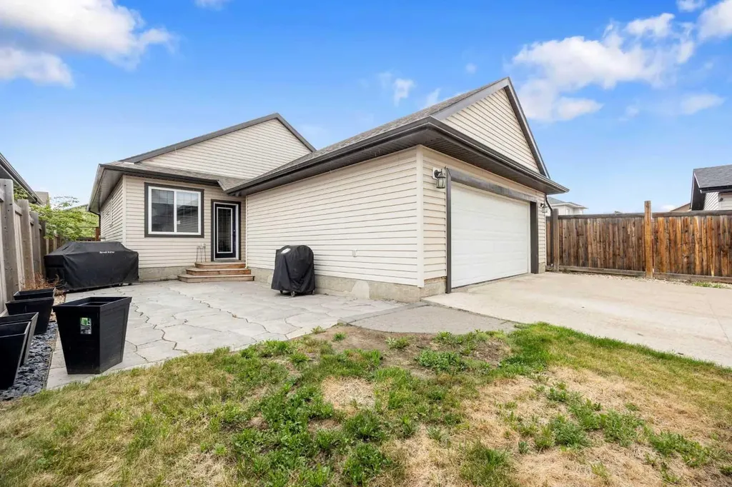331 Falcon Drive Fort Mcmurray AB T9K0S2