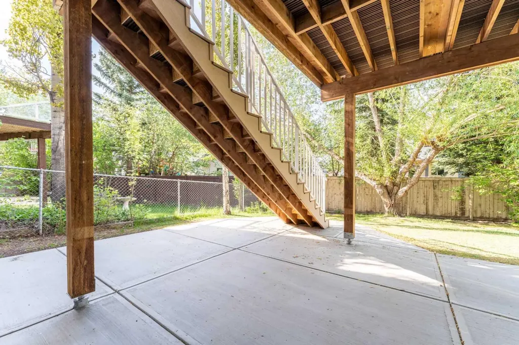 117 Evergreen Place SW Calgary AB T2Y 3K7