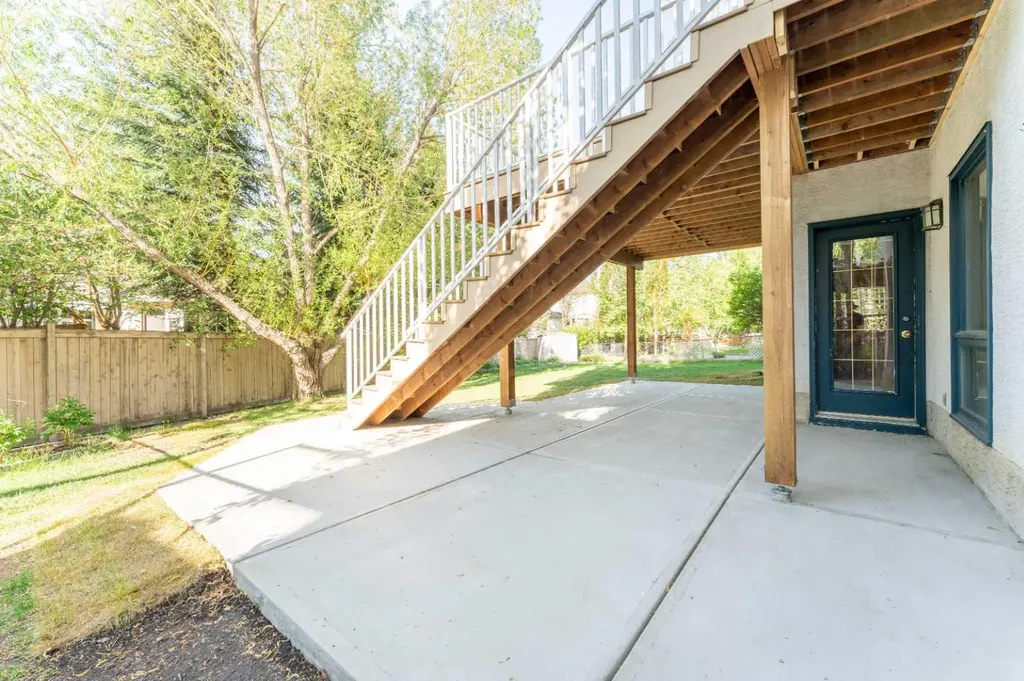 117 Evergreen Place SW Calgary AB T2Y 3K7