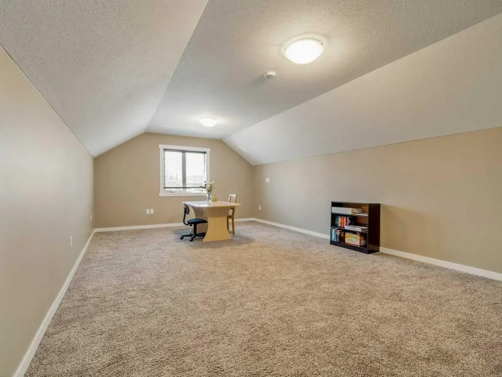 757 28 Street Fort Macleod AB T0L0Z0