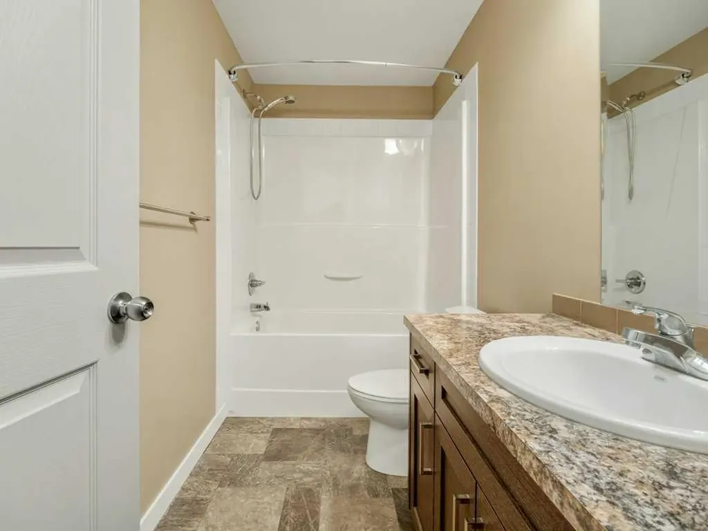 757 28 Street Fort Macleod AB T0L0Z0