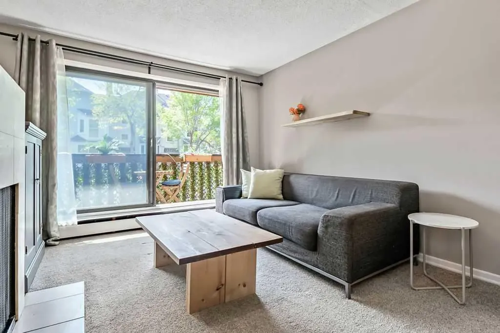 618 2 Avenue NW Calgary AB T2N 0E1