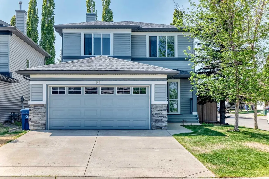 55 Eversyde Gardens SW Calgary AB T2Y 5E2