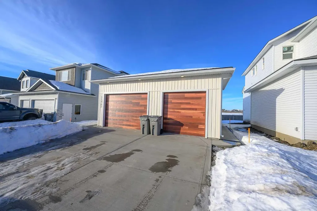 11962 81 Avenue Grande Prairie AB T8W0M7