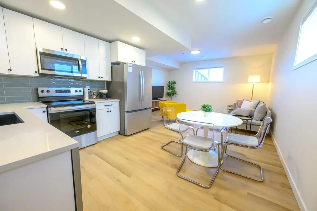 11962 81 Avenue Grande Prairie AB T8W0M7