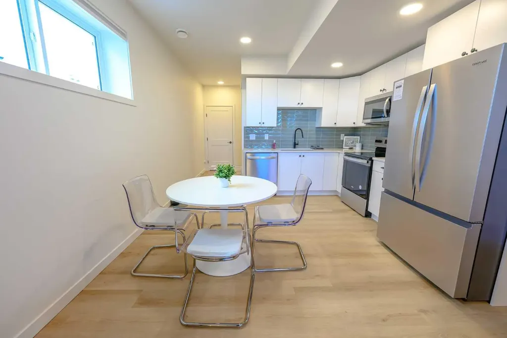 11962 81 Avenue Grande Prairie AB T8W0M7