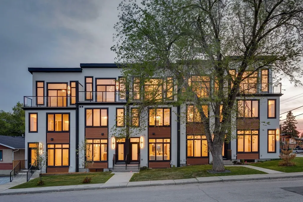 3103 42 Street SW Calgary AB T3E 3M4