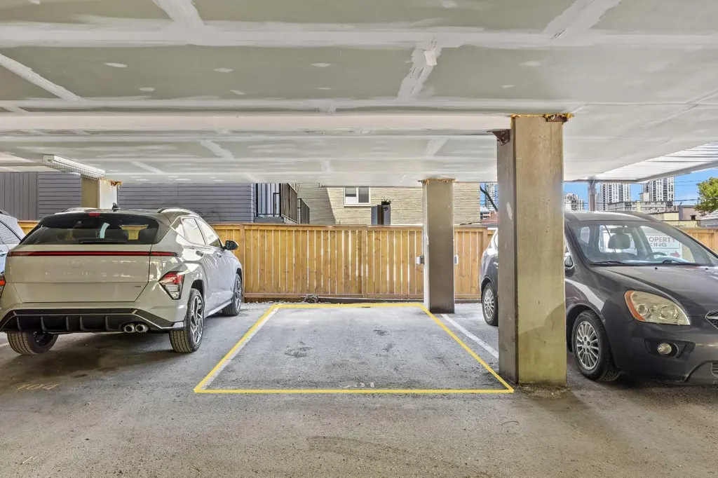 1720 13 Street SW Calgary AB T2T 3P4