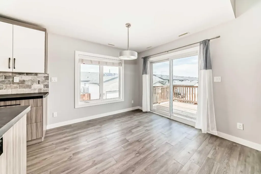 739 Cypress Lane Springbrook AB T4S 0N9