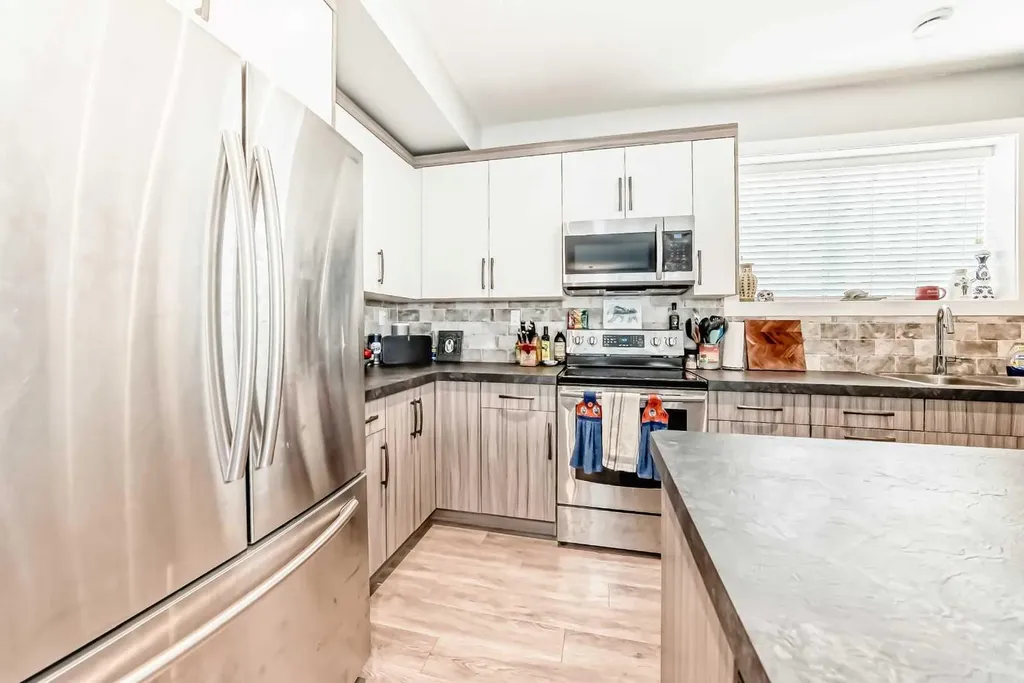 739 Cypress Lane Springbrook AB T4S 0N9