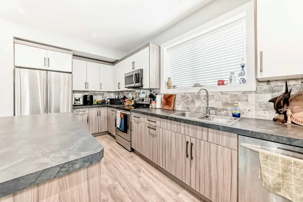 739 Cypress Lane Springbrook AB T4S 0N9