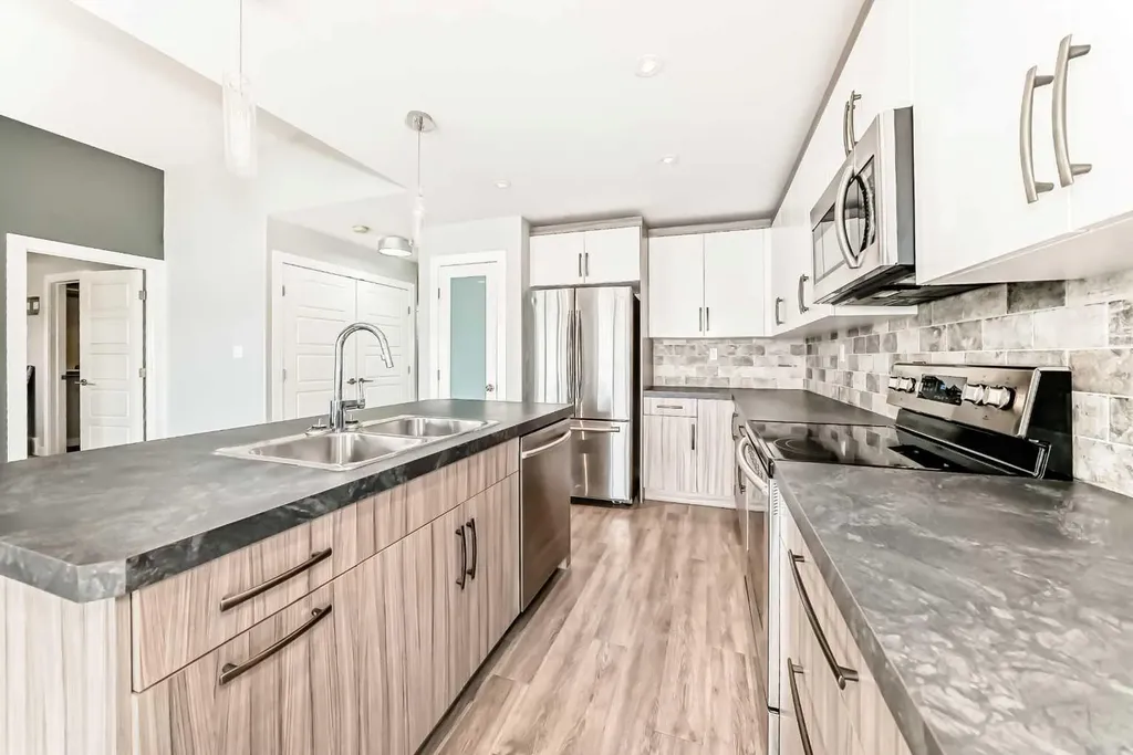 739 Cypress Lane Springbrook AB T4S 0N9