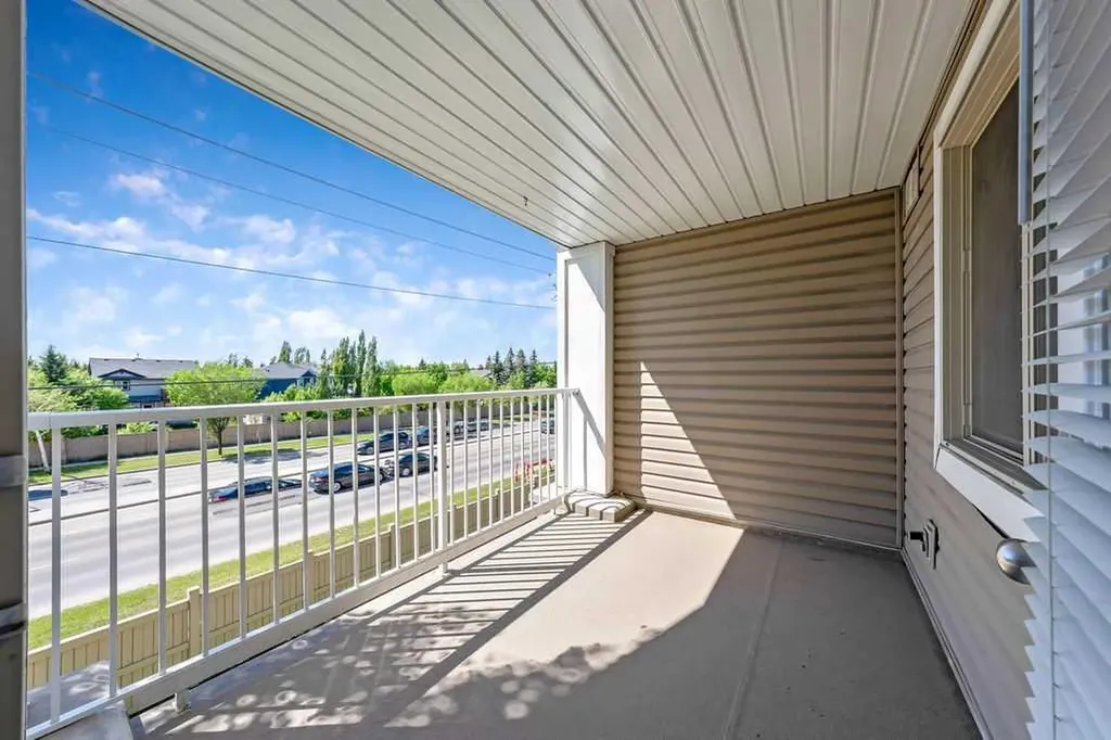428 Chaparral Ravine View SE Calgary AB T2X 0A5