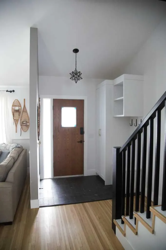 64 Hartford Road NW Calgary AB T2K2A5